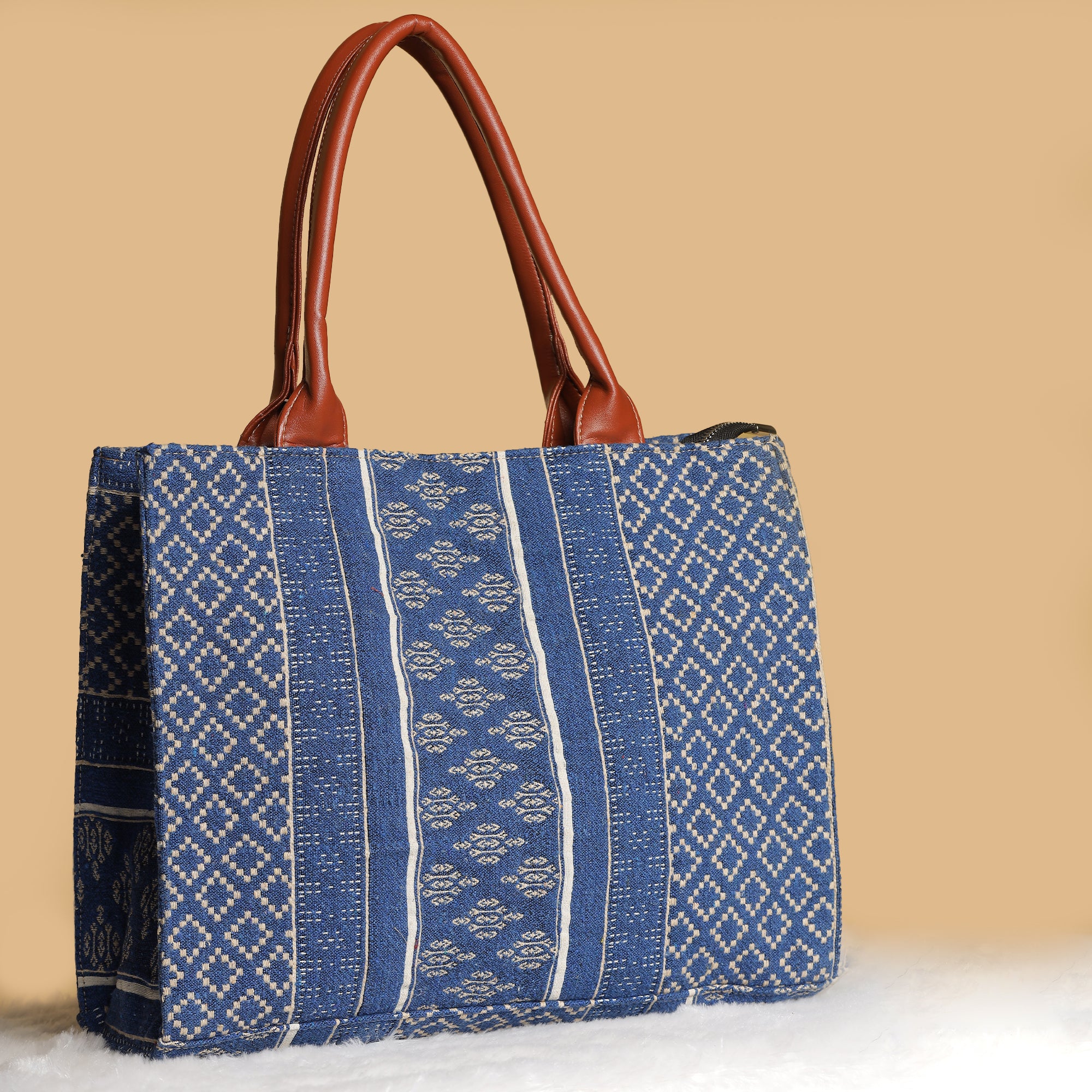 Jacquard Fusion Box Tote Bag