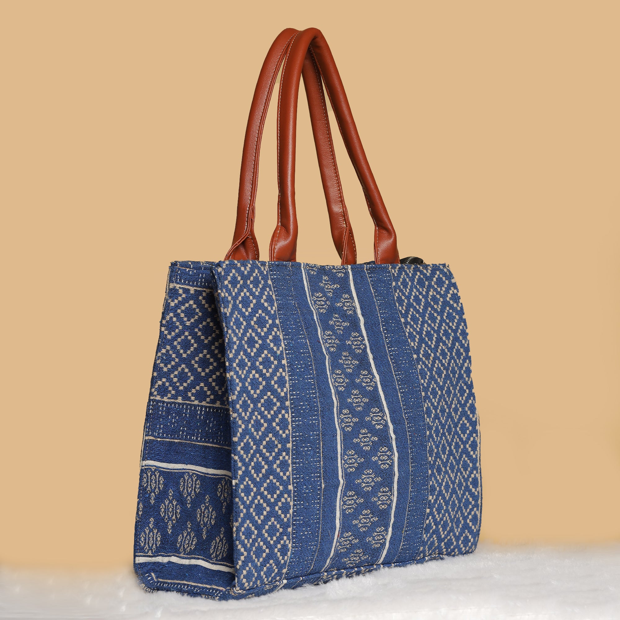 Jacquard Fusion Box Tote Bag